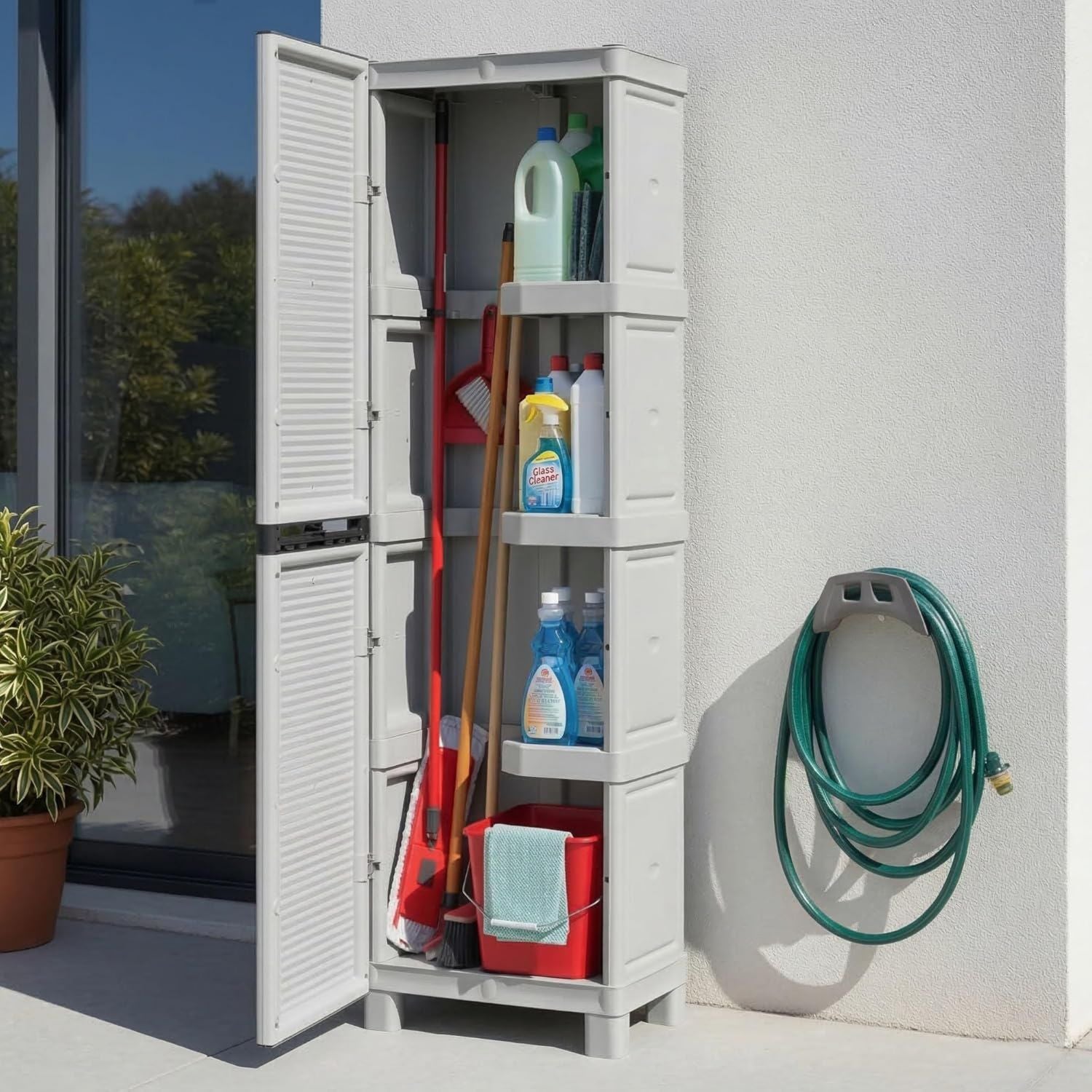 Armadio Dmora da esterno Liegi Mobile outdoor in Italy chiaro cm 50 x 39h172 Grigio per lavanderia multiuso 100 Made
